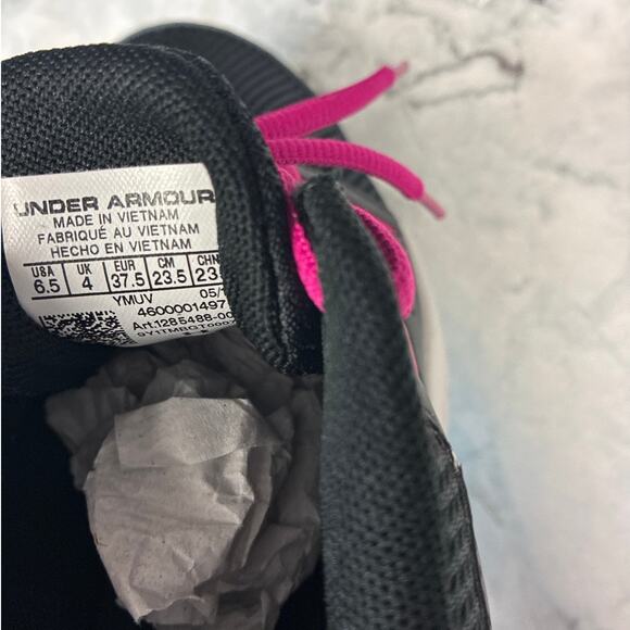 Under Armour Size 6.5 WIDE Black Pink Dash Run 2 Running Sneakers Athletic LF4 - Picture 7 of 7
